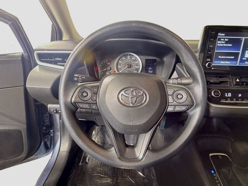 Used 2022 Toyota Corolla LE image 13