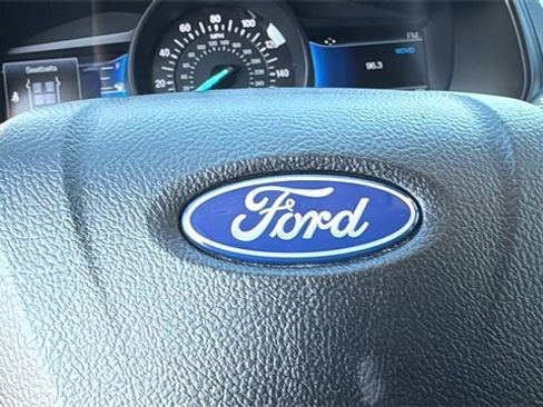 Certified 2023 Ford Edge SEL w/ Convenience Package image 18