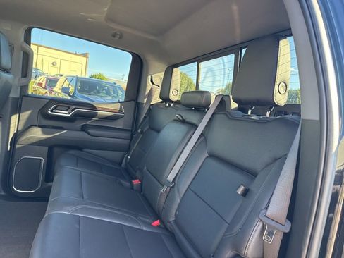 Used 2023 GMC Sierra 1500 SLT w/ SLT Premium Plus Package image 32