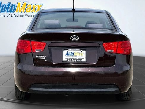Used 2011 Kia Forte EX FWD image 5