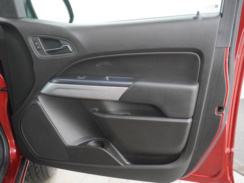 Used 2016 Chevrolet Colorado LT w/ LT Convenience Package AWD/4WD image 12