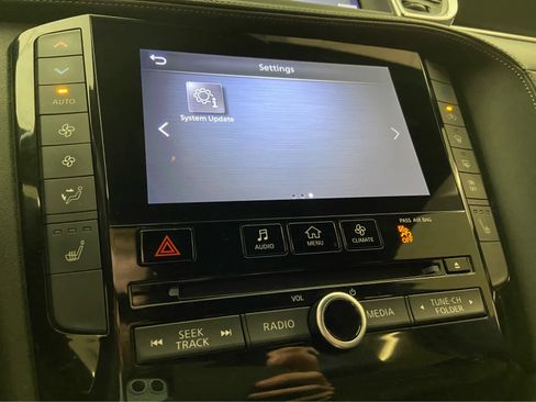 Used 2021 INFINITI QX50 Luxe w/ Appearance Package image 33