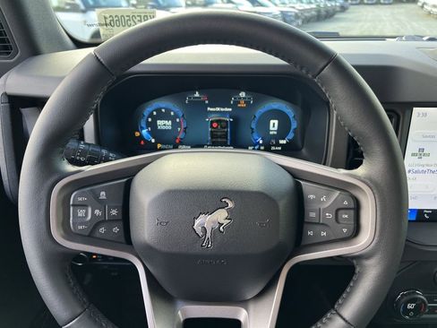 New 2025 Ford Bronco Badlands AWD/4WD image 16