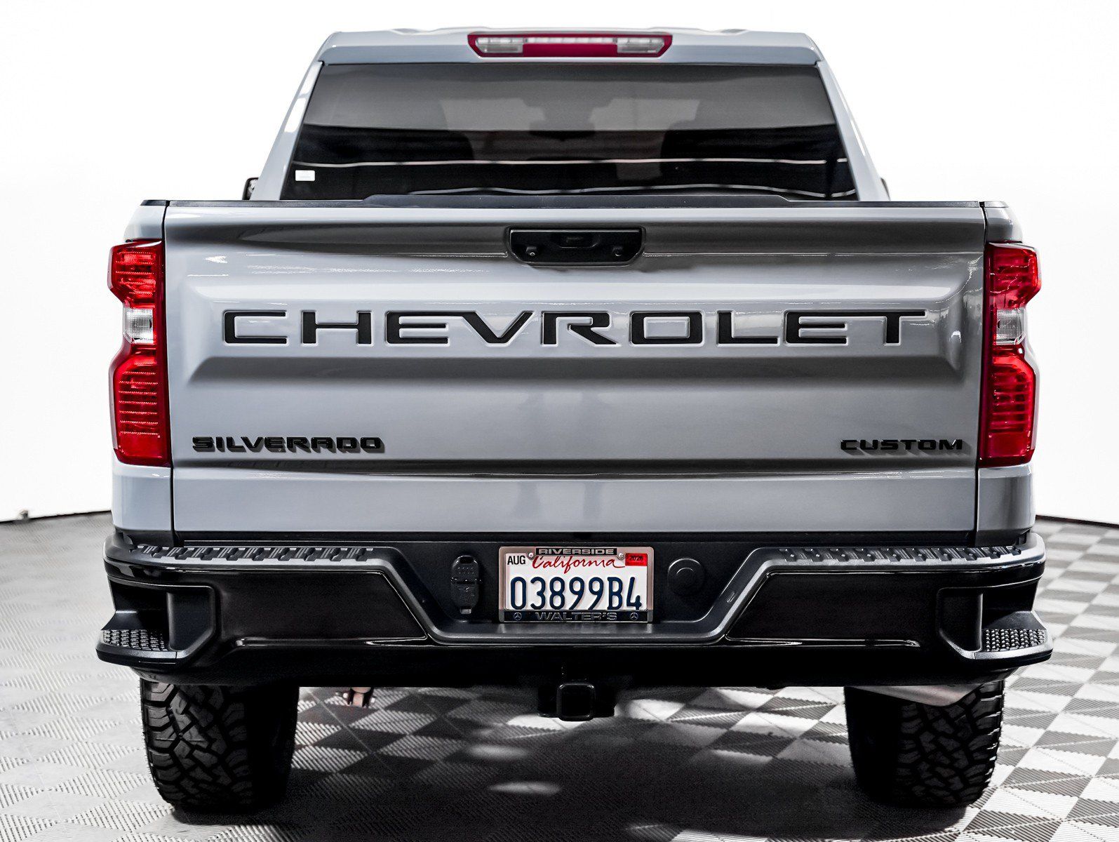 Used 2024 Chevrolet Silverado 1500 Custom Trail Boss w/ Turbomax Blackout Package AWD/4WD image 6