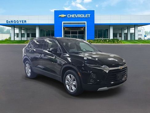 Used 2022 Chevrolet Blazer LT image 3