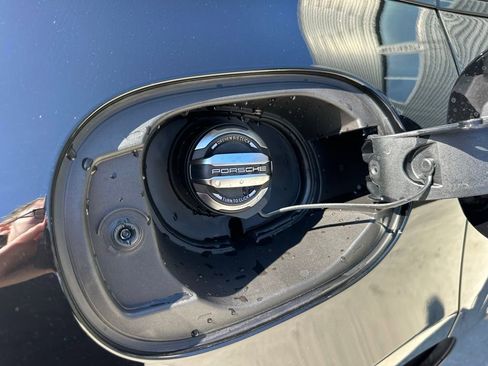 Used 2026 Porsche Macan image 39