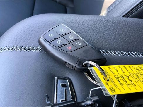 Used 2025 GMC Yukon Denali w/ LPO, Floor Liner Package image 13