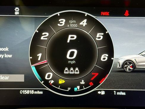 Used 2024 Jaguar F-PACE SVR AWD/4WD image 11