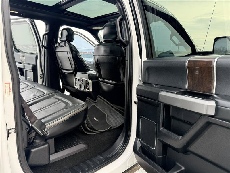 Used 2017 Ford F250 Platinum w/ Platinum Ultimate Package AWD/4WD image 20