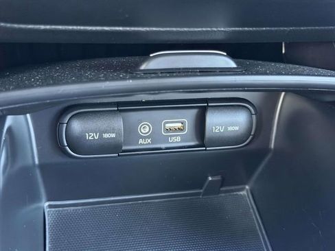 Used 2017 Kia Sorento AWD image 22