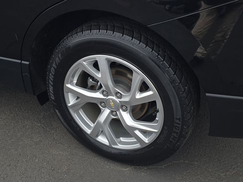 Used 2021 Chevrolet Equinox Premier w/ LPO, Cargo Package FWD image 12