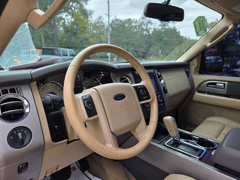 Used 2014 Ford Expedition EL XLT w/ Equipment Group 202A image 19