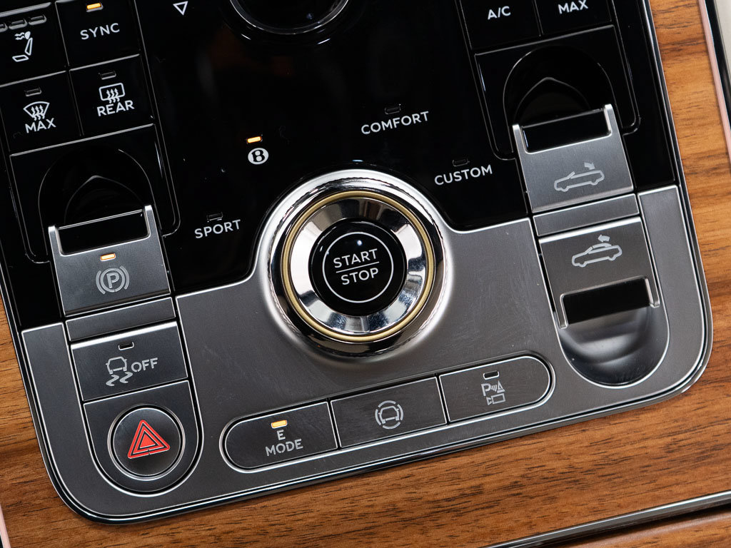 Used 2026 Bentley Continental GT Azure AWD/4WD image 39