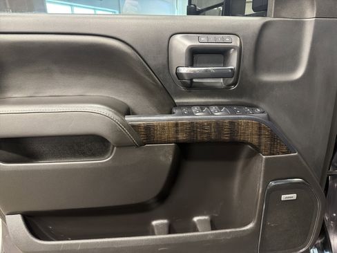 Used 2015 GMC Sierra 3500 Denali w/ Duramax Plus Package image 13
