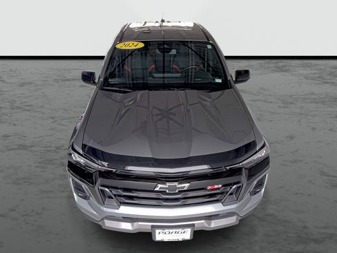 Used 2024 Chevrolet Colorado Z71 w/ Z71 Convenience Package 2 image 6