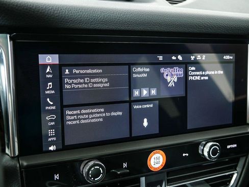 Certified 2026 Porsche Macan Turbo AWD/4WD image 14