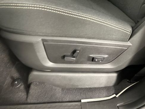 New 2026 RAM 3500 Big Horn AWD/4WD image 21
