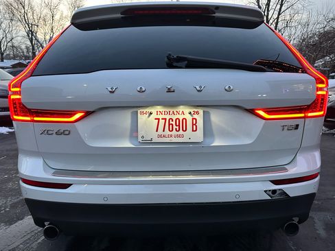 Used 2019 Volvo XC60 T5 Momentum w/ Multimedia Package image 6
