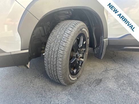 Used 2023 Subaru Forester Wilderness AWD/4WD image 31