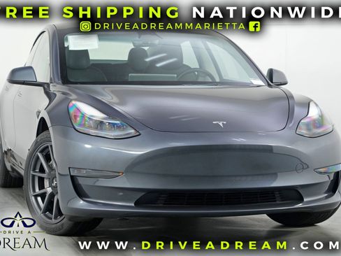Used 2023 Tesla Model 3 Standard Range image 2