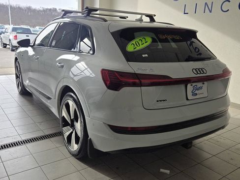Used 2022 Audi e-tron Premium Plus w/ Premium Plus Package image 15