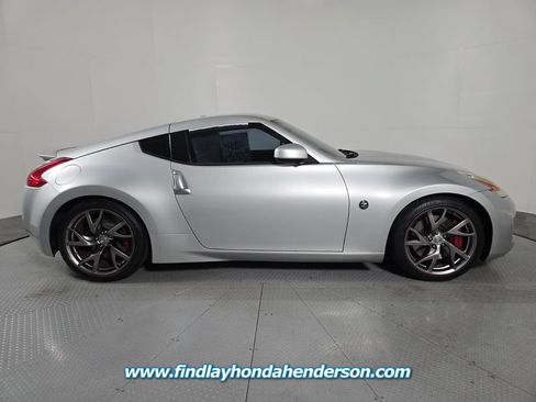 Used 2013 Nissan 370Z Touring w/ Sport Pkg RWD image 7
