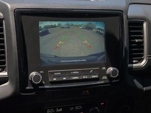 Used 2022 Nissan Frontier SV AWD/4WD image 21