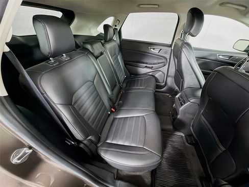 Used 2019 Ford Edge SEL w/ Equipment Group 201A AWD/4WD image 28