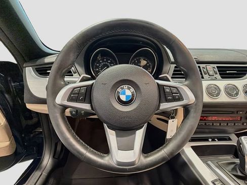 Used 2012 BMW Z4 sDrive28i RWD image 11