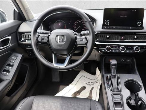 Used 2024 Honda Civic EX-L image 22