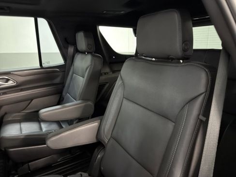 Used 2023 Chevrolet Tahoe Z71 w/ Luxury Package image 7