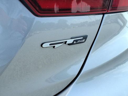 Used 2023 Kia Forte GT-Line w/ GT-Line Premium Package FWD image 17