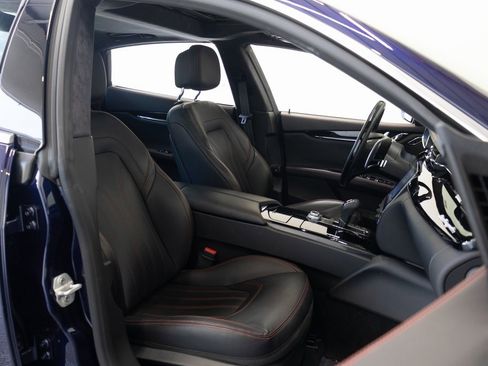 Used 2017 Maserati Quattroporte S GranLusso Q4 image 21