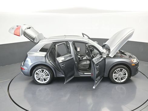 Used 2018 Audi Q5 2.0T Premium Plus w/ Premium Plus Package AWD/4WD image 64