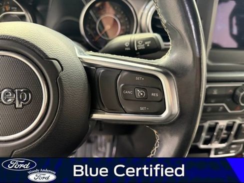 Used 2020 Jeep Gladiator Overland w/ Safety Group image 12