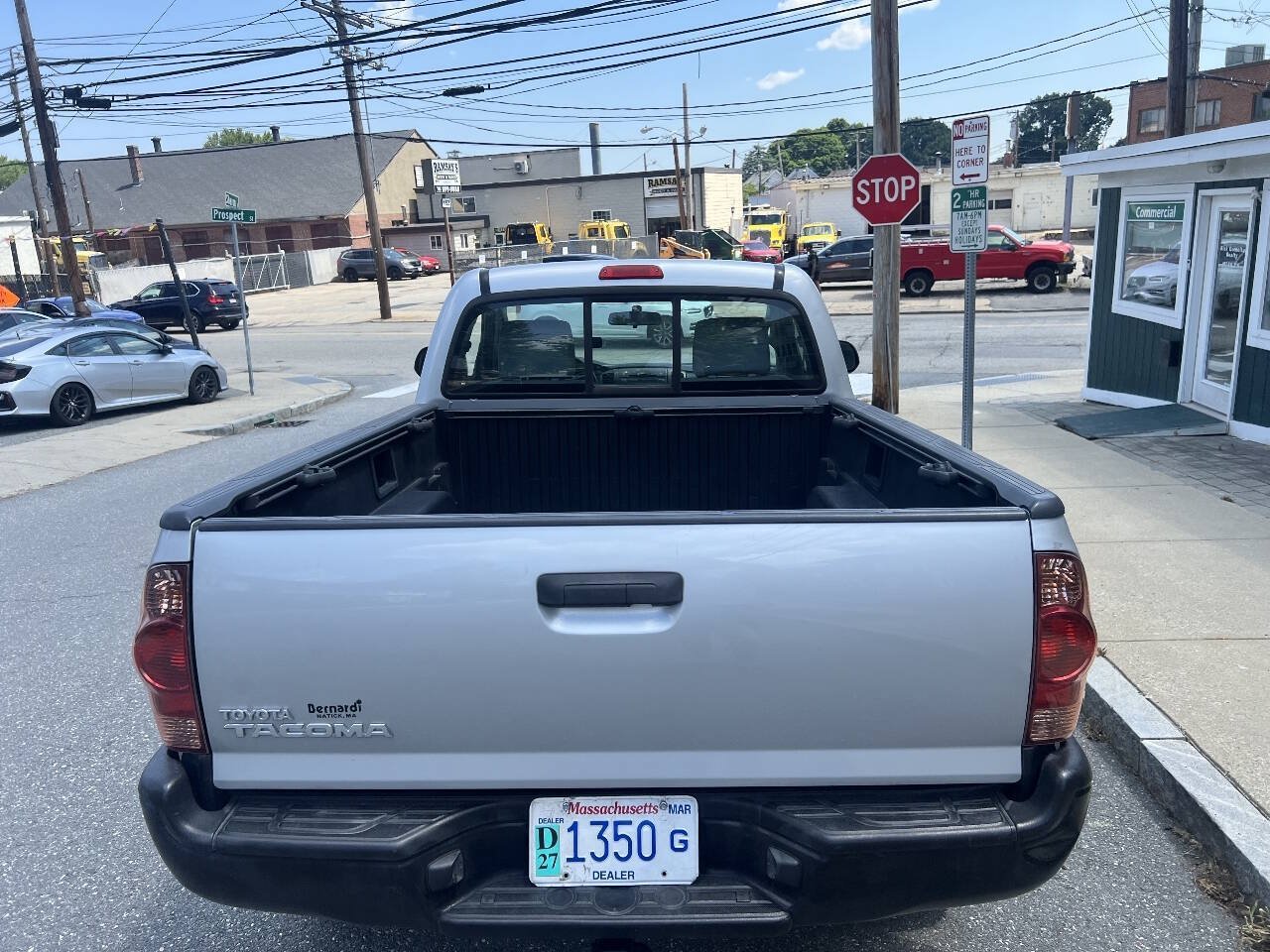 Used 2012 Toyota Tacoma 4x4 Regular Cab image 11