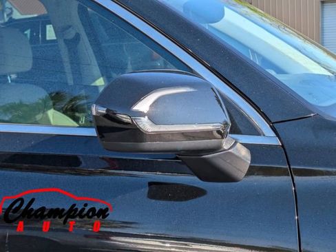 Used 2020 Hyundai Palisade SEL w/ Premium Package image 14