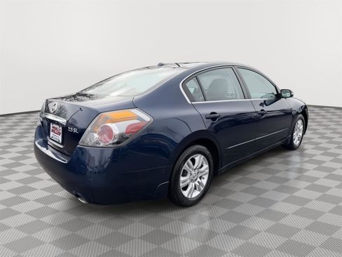 Used 2010 Nissan Altima 2.5 SL w/ SL Pkg image 6