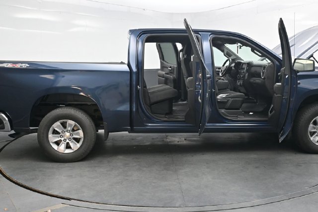 Used 2021 Chevrolet Silverado 1500 LT AWD/4WD image 48