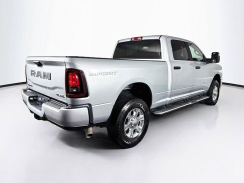 Used 2026 RAM 3500 Big Horn AWD/4WD image 11