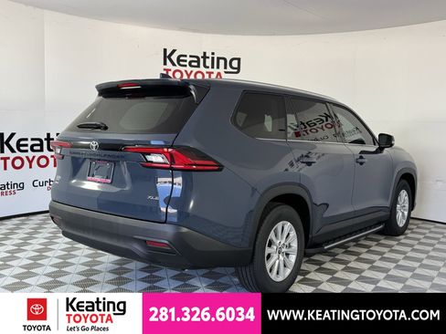 New 2026 Toyota Grand Highlander AWD image 14