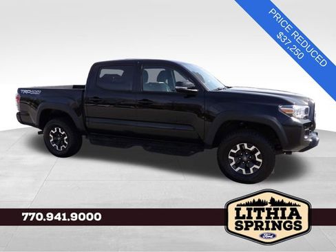 Used 2023 Toyota Tacoma TRD Off-Road w/ Technology Package image 12