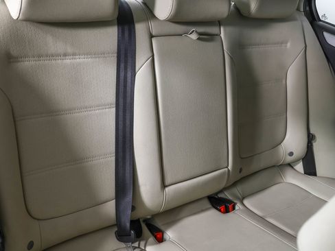 Used 2012 Volkswagen Jetta SEL image 40