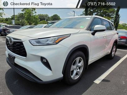 Used 2020 Toyota Highlander LE