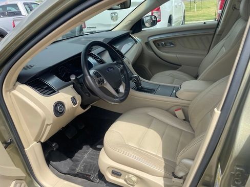Used 2013 Ford Taurus SEL FWD image 14