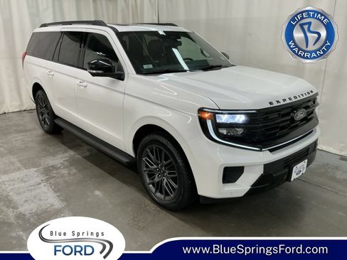 New 2026 Ford Expedition Max Platinum w/ Stealth Appearance Package AWD/4WD image 1