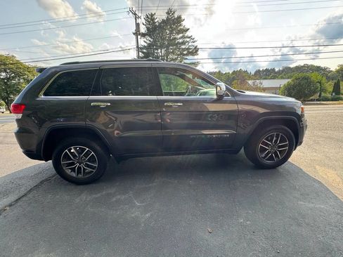 Used 2019 Jeep Grand Cherokee Limited image 4