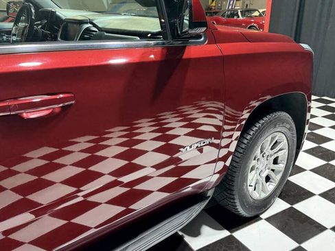 Used 2018 GMC Yukon SLE w/ HD Trailering Package image 70