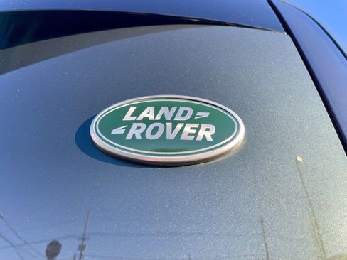 Used 2023 Land Rover Range Rover SE image 33
