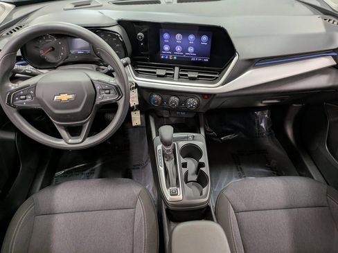 Used 2024 Chevrolet Trax LS w/ LS Convenience Package image 23